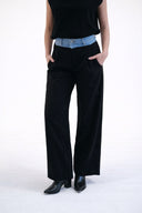 PANTALONE NERO JEANS