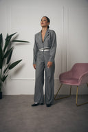 TAILLEUR GRIGIO CON FASCIA BIANCA