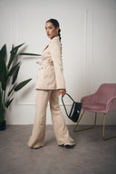 TAILLEUR BEIGE CON FASCIA SCURO