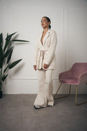TAILLEUR BEIGE CON FASCIA CHIARO